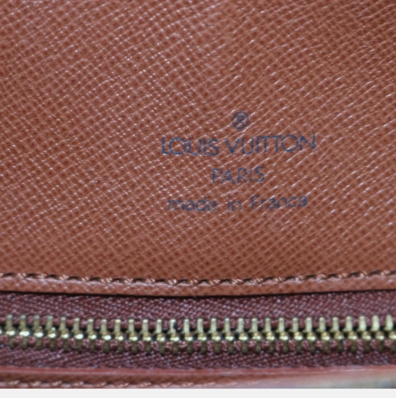 Louis Vuitton Shoulder Bag Saint Cloud GM - Picture 11 of 16